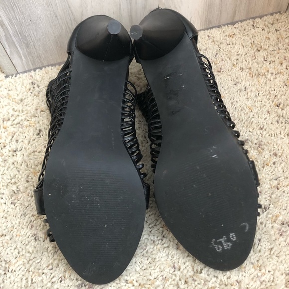 Heels - Picture 2 of 4